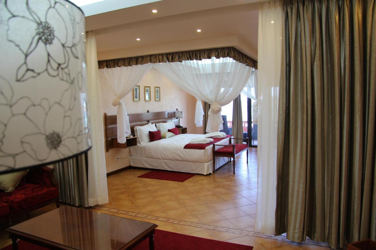 Humula Beach Resort Vila Praia Do Bilene Bagian luar foto
